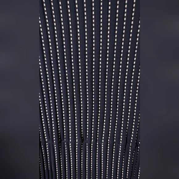 Lane Bryant Perfect Sleeve Crew neck sweater dress size 1x NWT - Picture 3 of 9